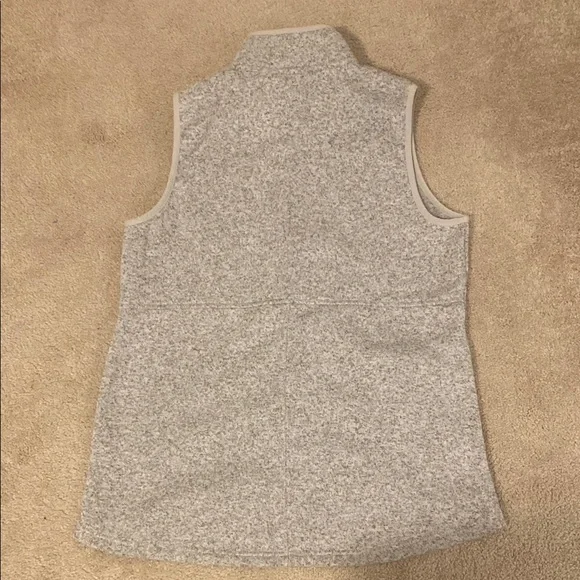 L.L.Bean Gray Fleece Vest - Picture 2 of 5
